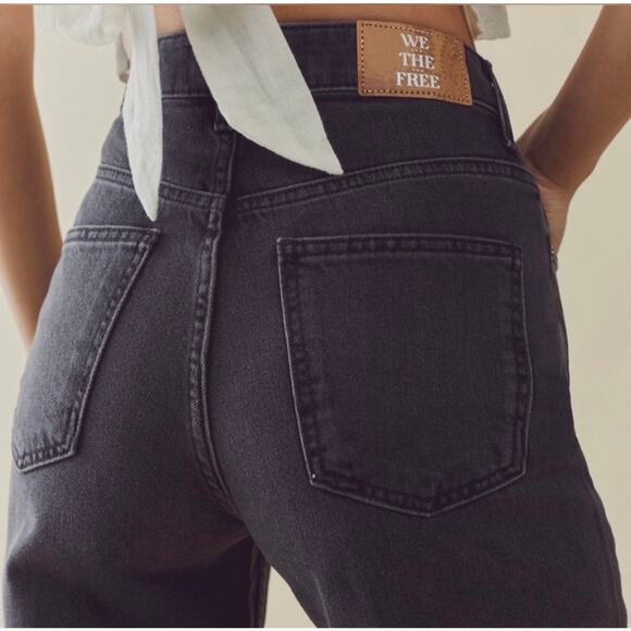 We The Free Pacifica High Rise Slim Straight Leg Jeans Women's 29 Faded Black - Picture 3 of 10